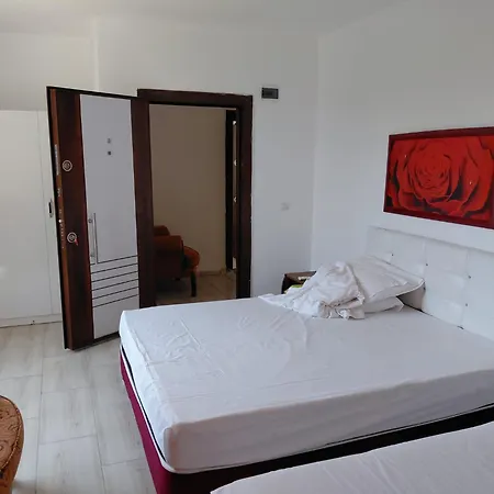 Tokgoez Restaurant Hotel