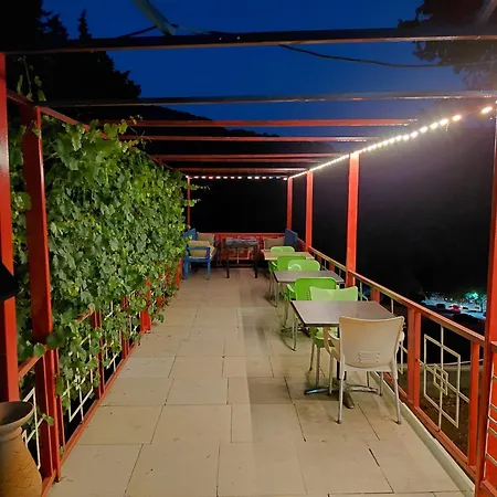 Tokgoez Restaurant *